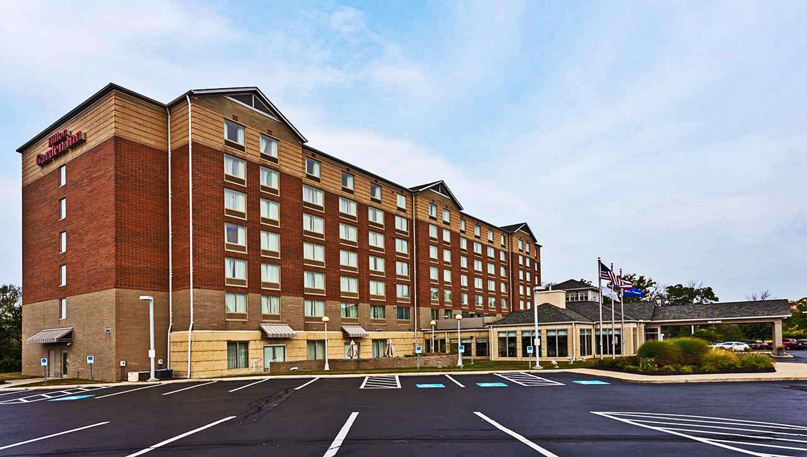 Fairview Park Hilton Garden Inn Cleveland Airport מראה חיצוני תמונה