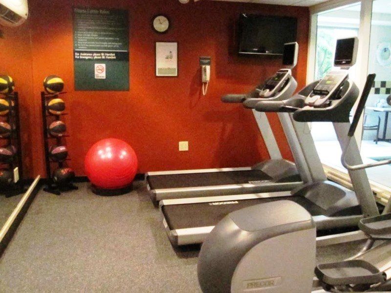 Fairview Park Hilton Garden Inn Cleveland Airport מתקנים תמונה